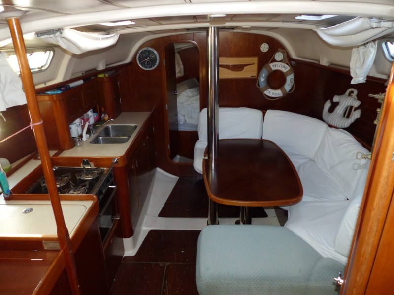 Oceanis 351 - 21.jpg